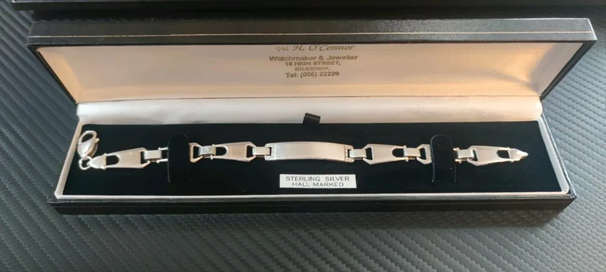 Sterling silver bracelet - Image 1