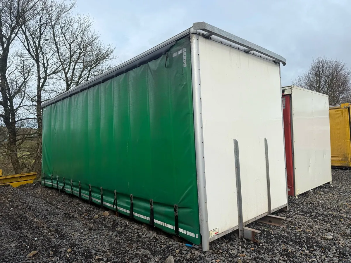 Curtainside body - Image 1