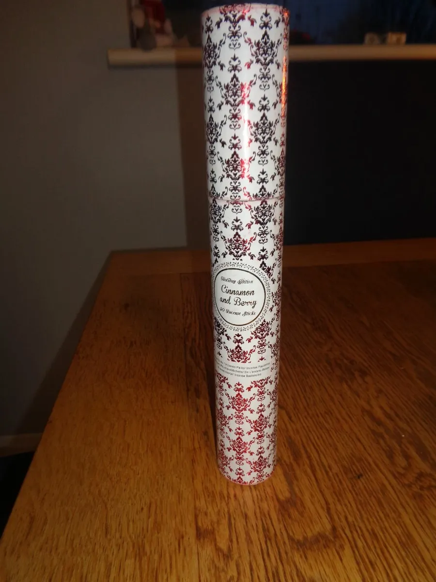 Cinnamon & Berry Incense Sticks for Sale - Image 2
