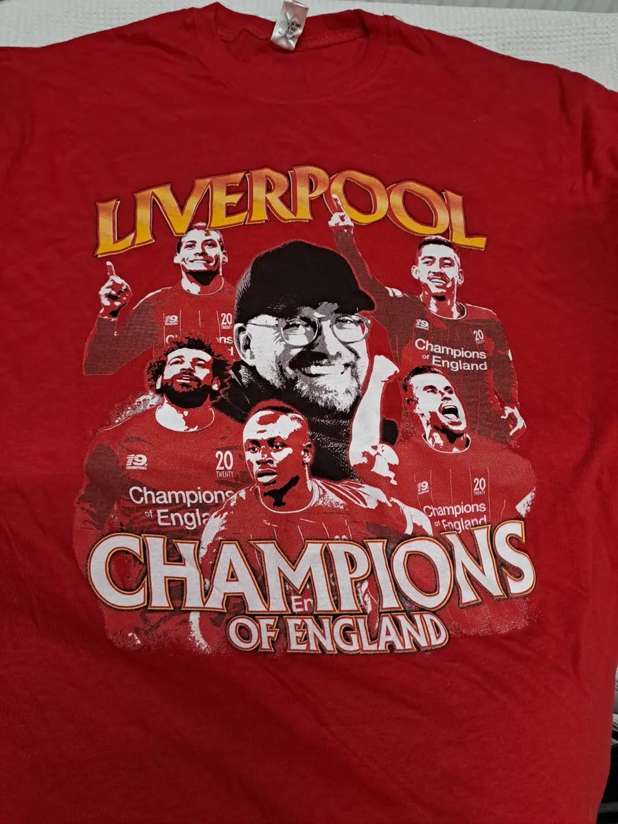 Liverpool FC tee shirt size S - Image 1
