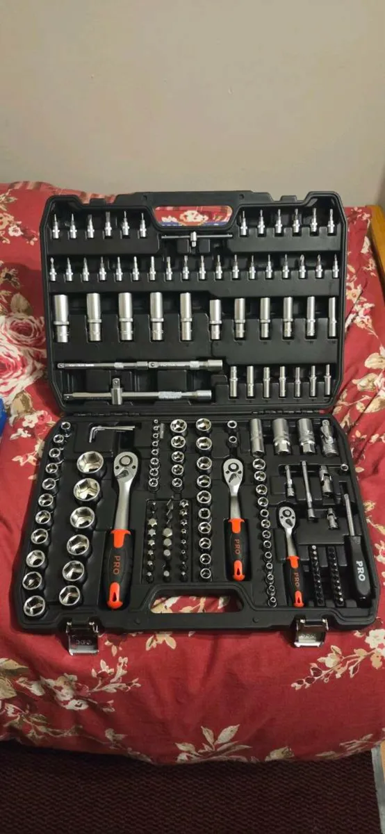 BIG BIG BIG SET OF socket brand new top top qualit - Image 2