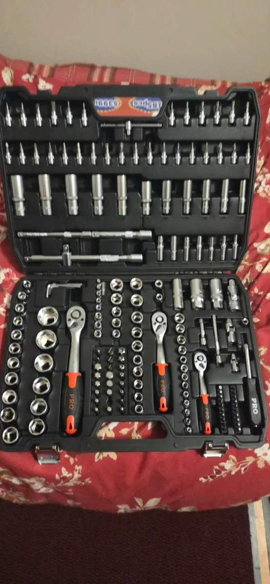 BIG BIG BIG SET OF socket brand new top top qualit - Image 1