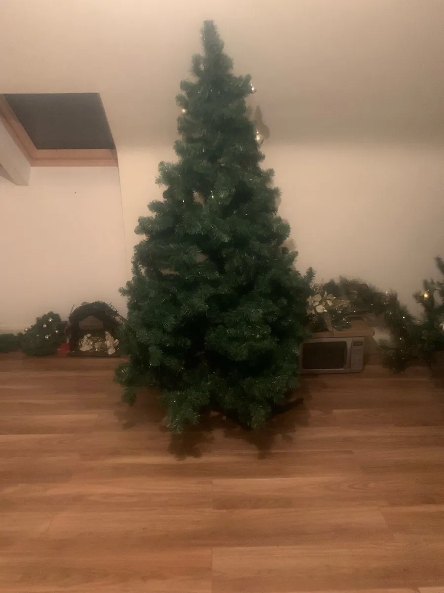 Xmas tree - Image 1