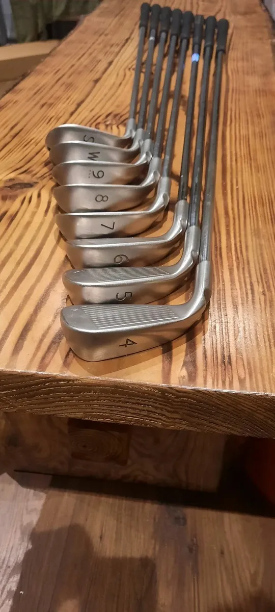 Golf ping g10 irons - Image 1