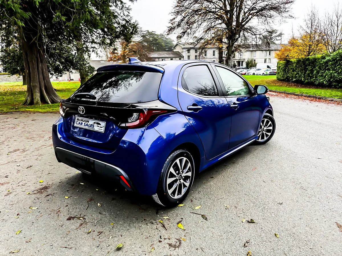 2020 Toyota Yaris 1 litre Petrol Auto Luna Sport - Image 3