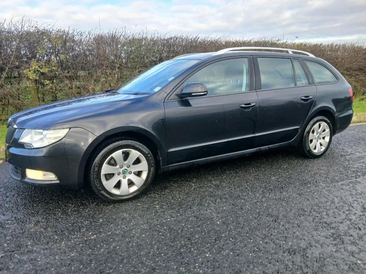 131 SKODA SUPERB ESTATE 2.0 TDI 140PS - Image 3