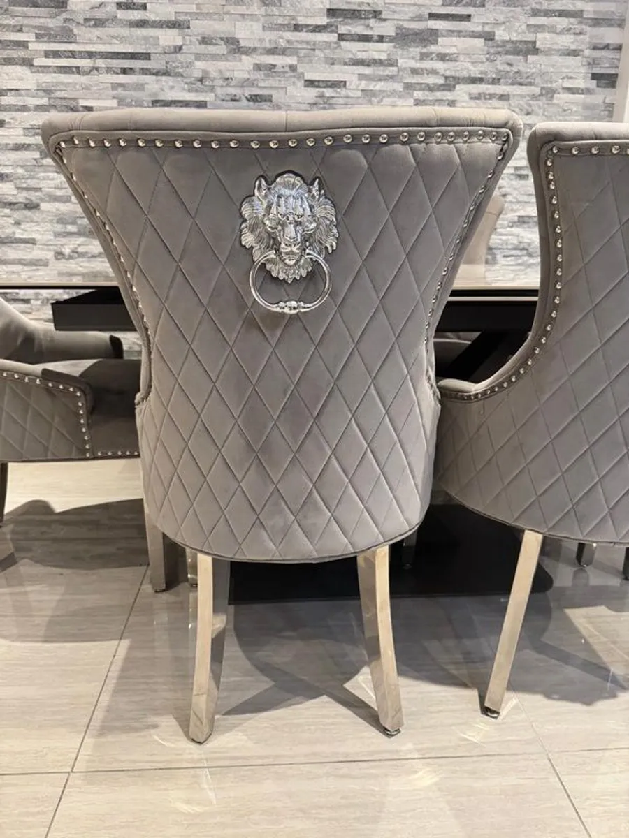 Dinner Table and Chairs - Image 3