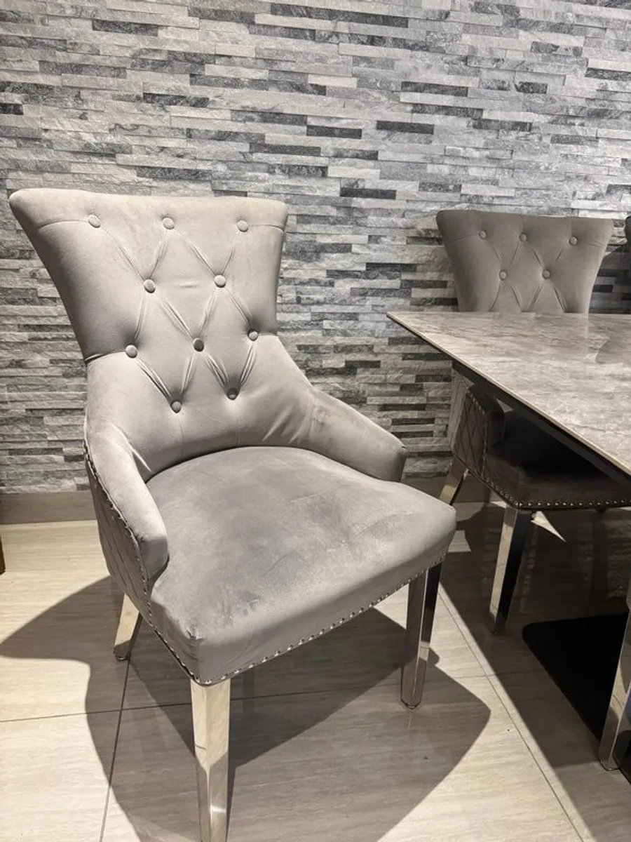 Dinner Table and Chairs - Image 4