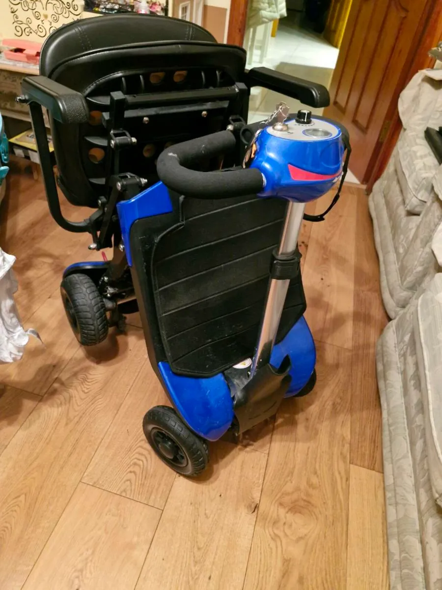 Mobility scooter - Image 1