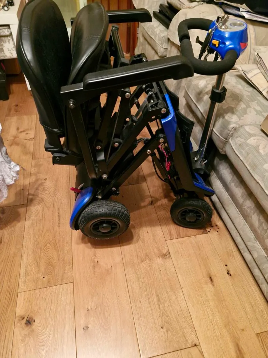 Mobility scooter - Image 2