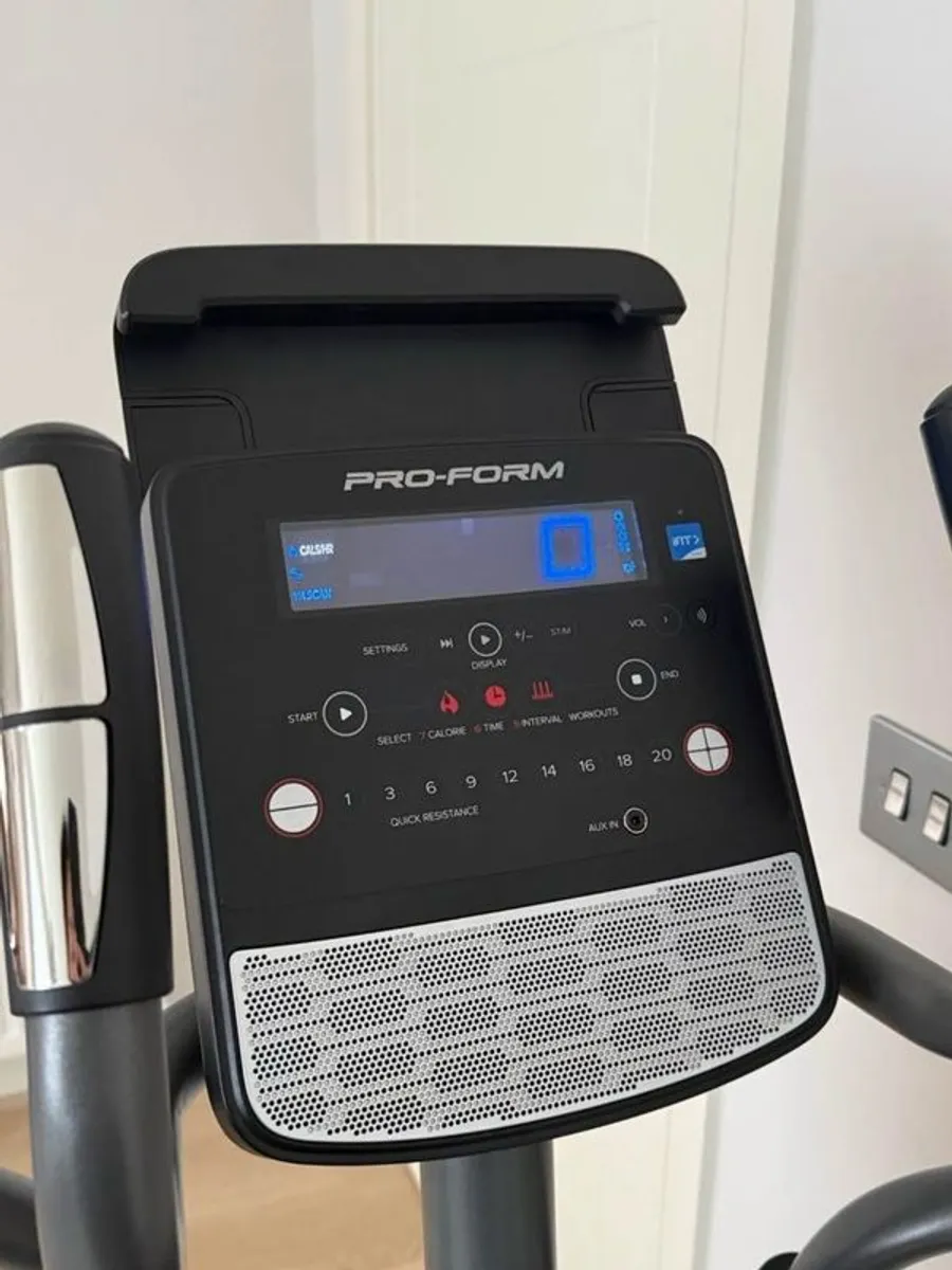 Pro Form 525 CSE+ - Image 3