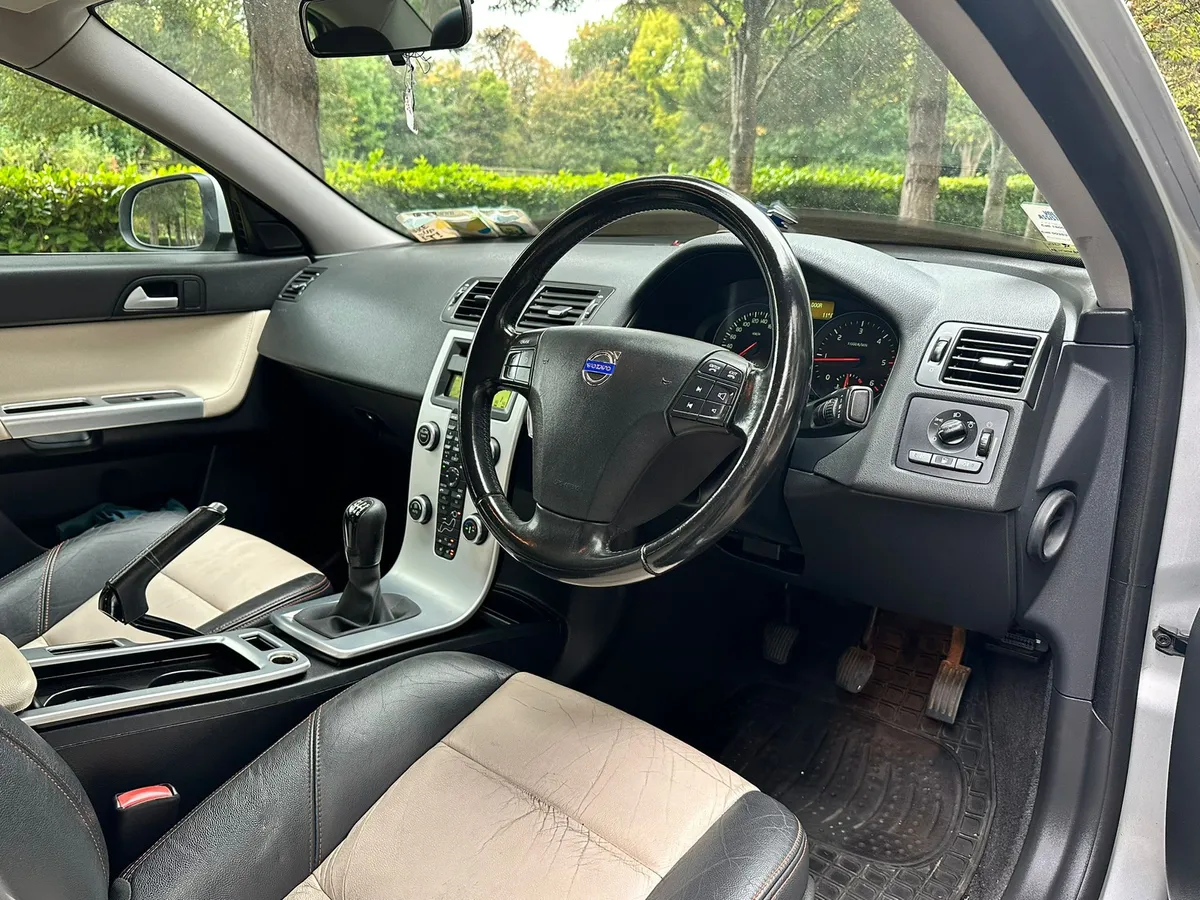 Volvo S40 2011   1.6 diesel   New. Nct10/26 - Image 3
