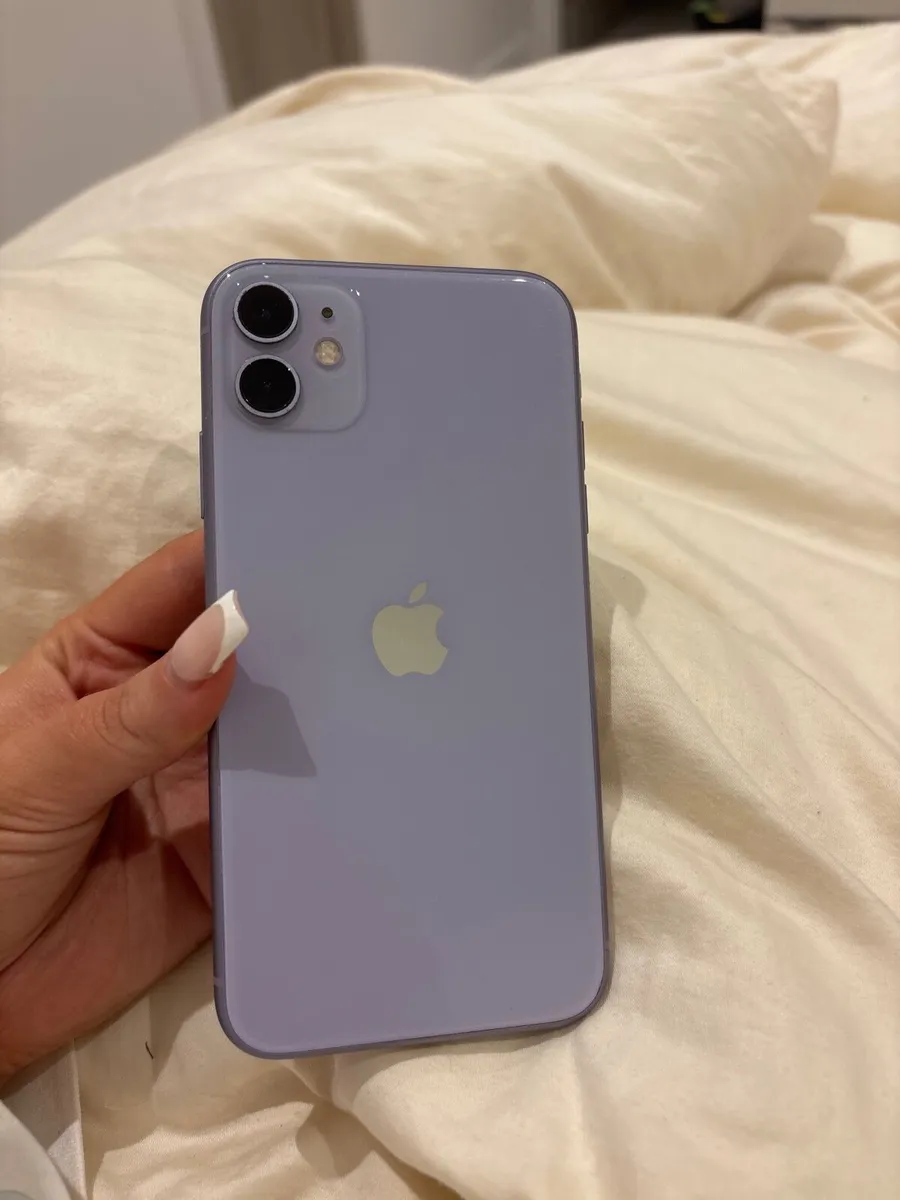 iPhone 11 very good condition - Image 1