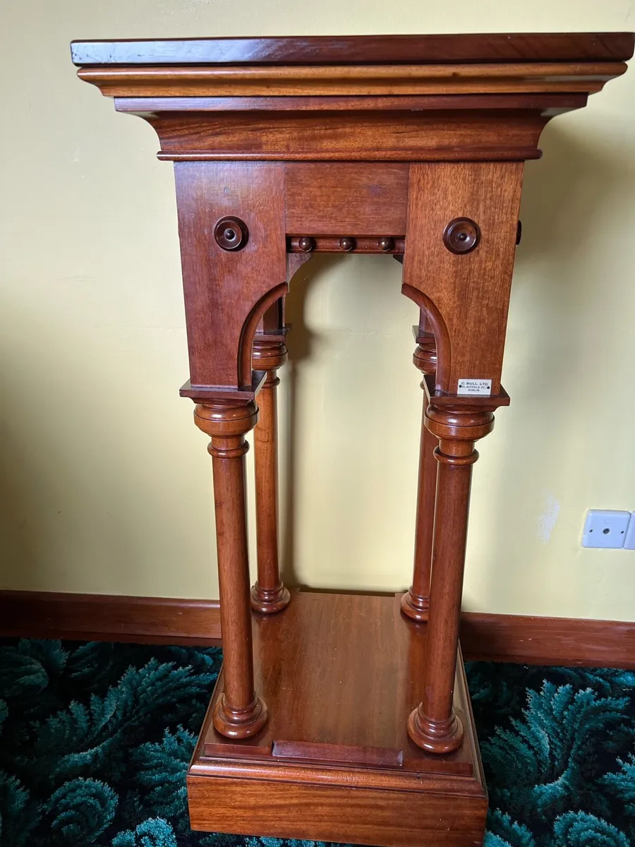 Vintage statue sculpture pedestal