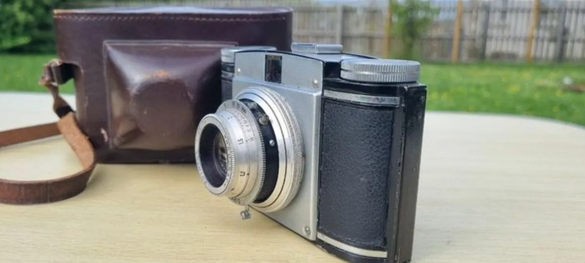 Vintage Braun Nurnberg PAXINA 120 Roll Camera - Image 4