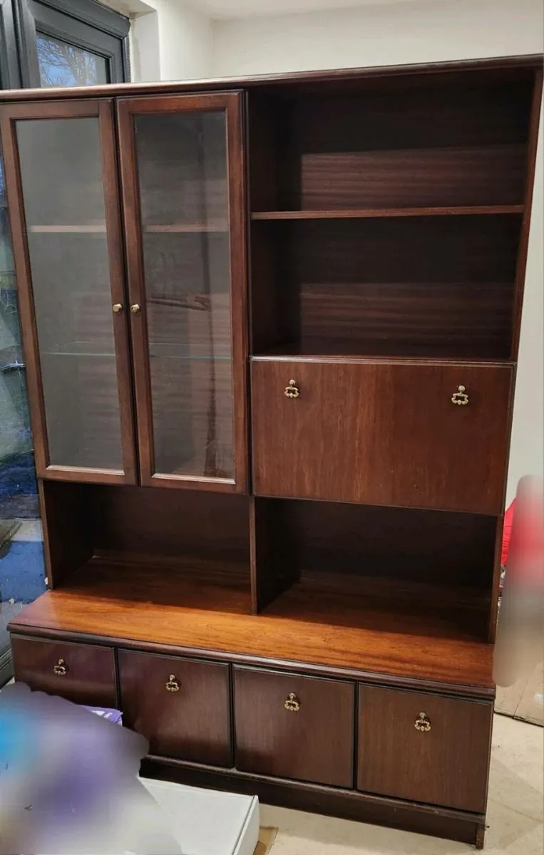 Display Cabinet - Image 1