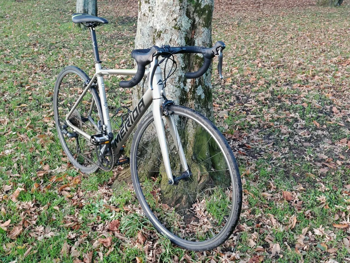 Merida Road Bike (Size S) – Carbon Fork, Shimano C - Image 2