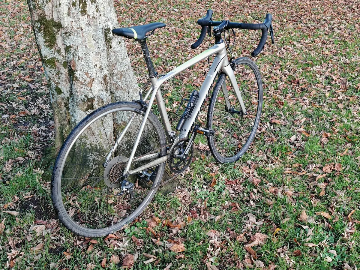 Merida Road Bike (Size S) – Carbon Fork, Shimano C - Image 3