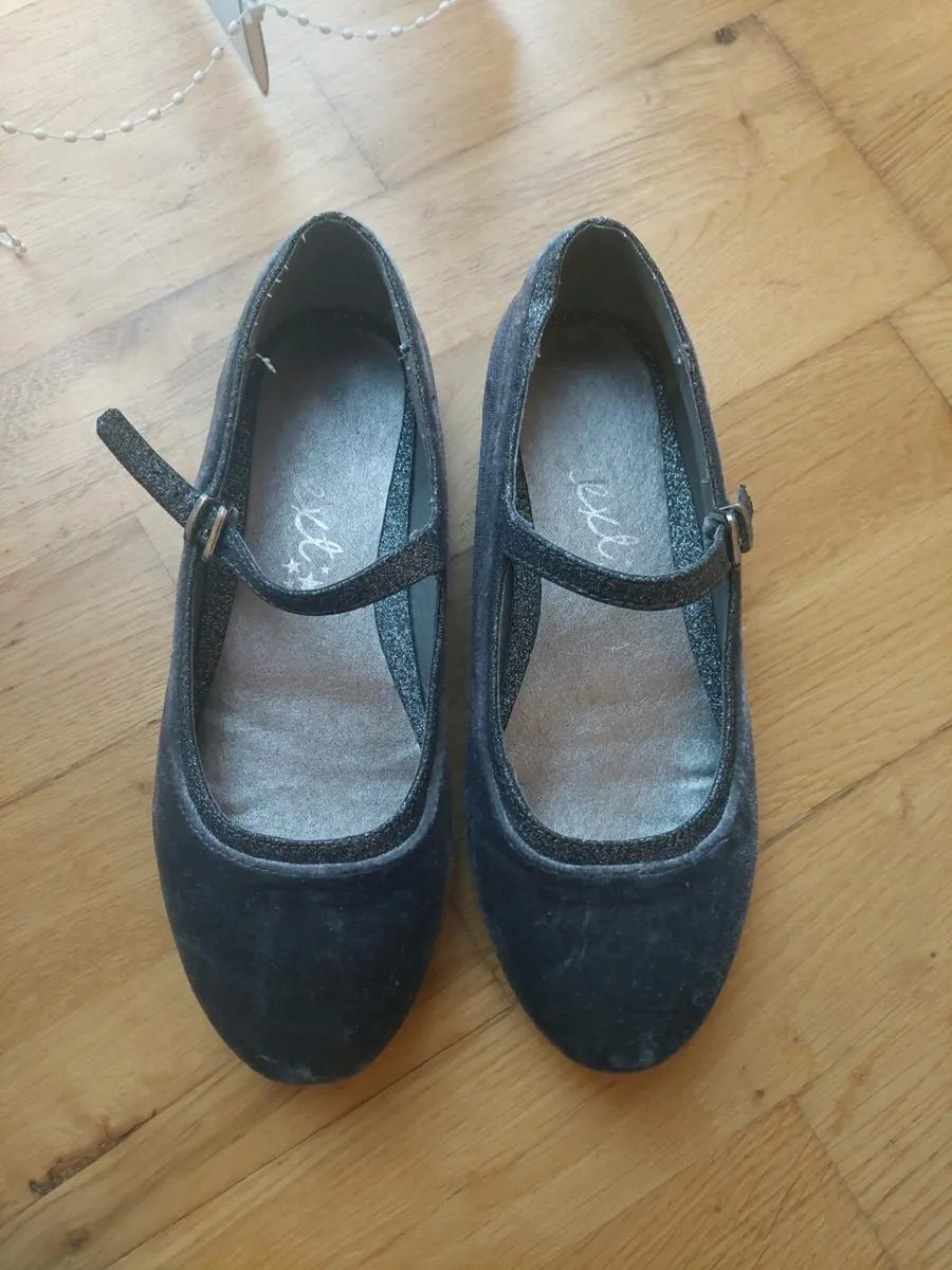 Girl's ballerinas - Image 1