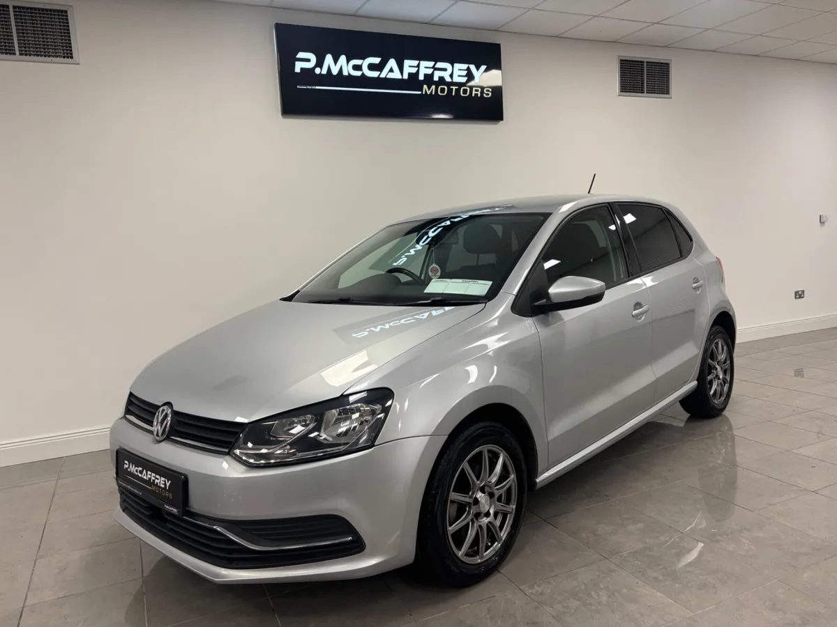 2015 VOLKSWAGEN POLO 1.2 TSI COMFORTLINE AUTO - Image 1