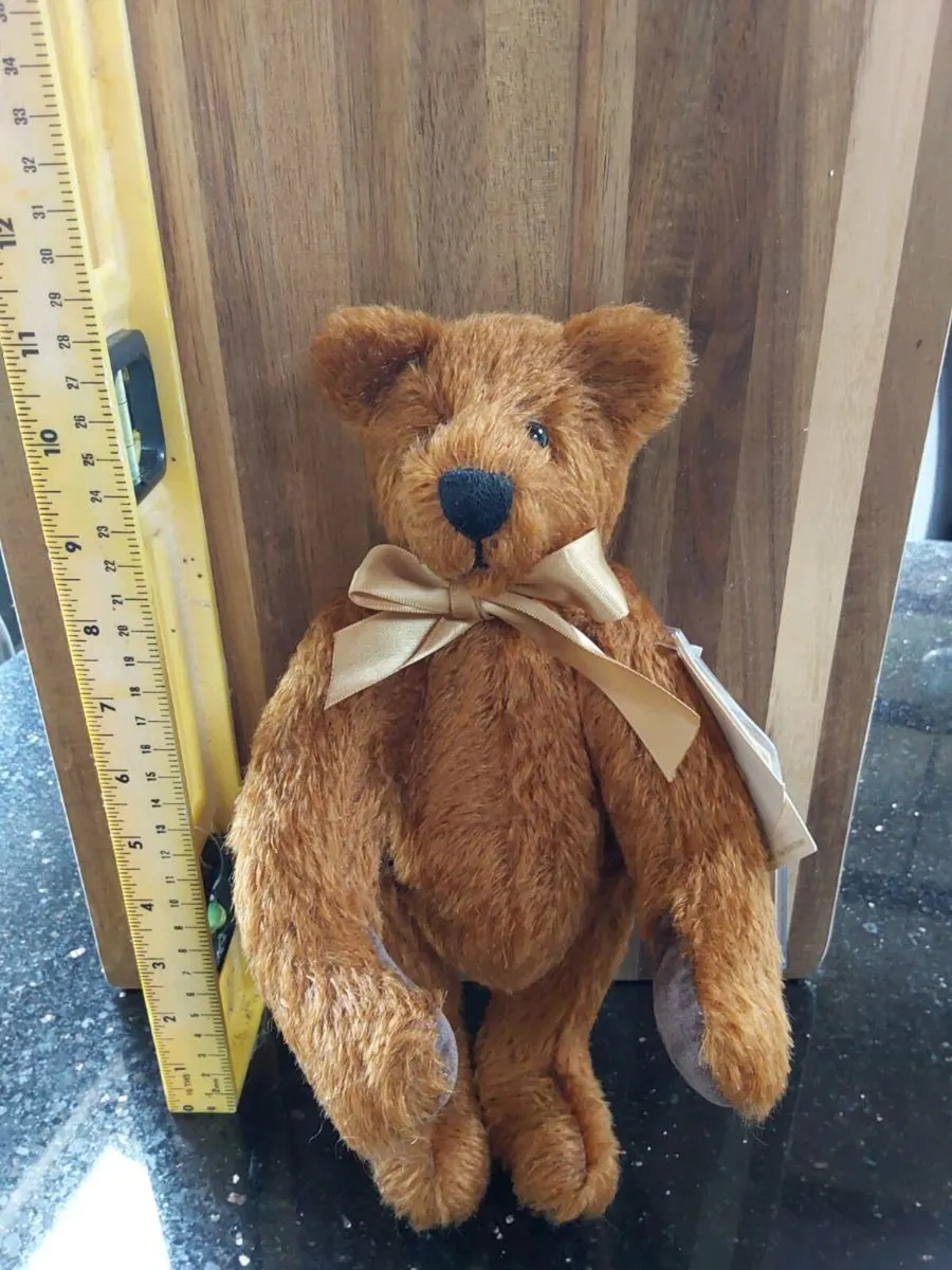 Very Cute Dean Bear Limited Addition. - Image 2