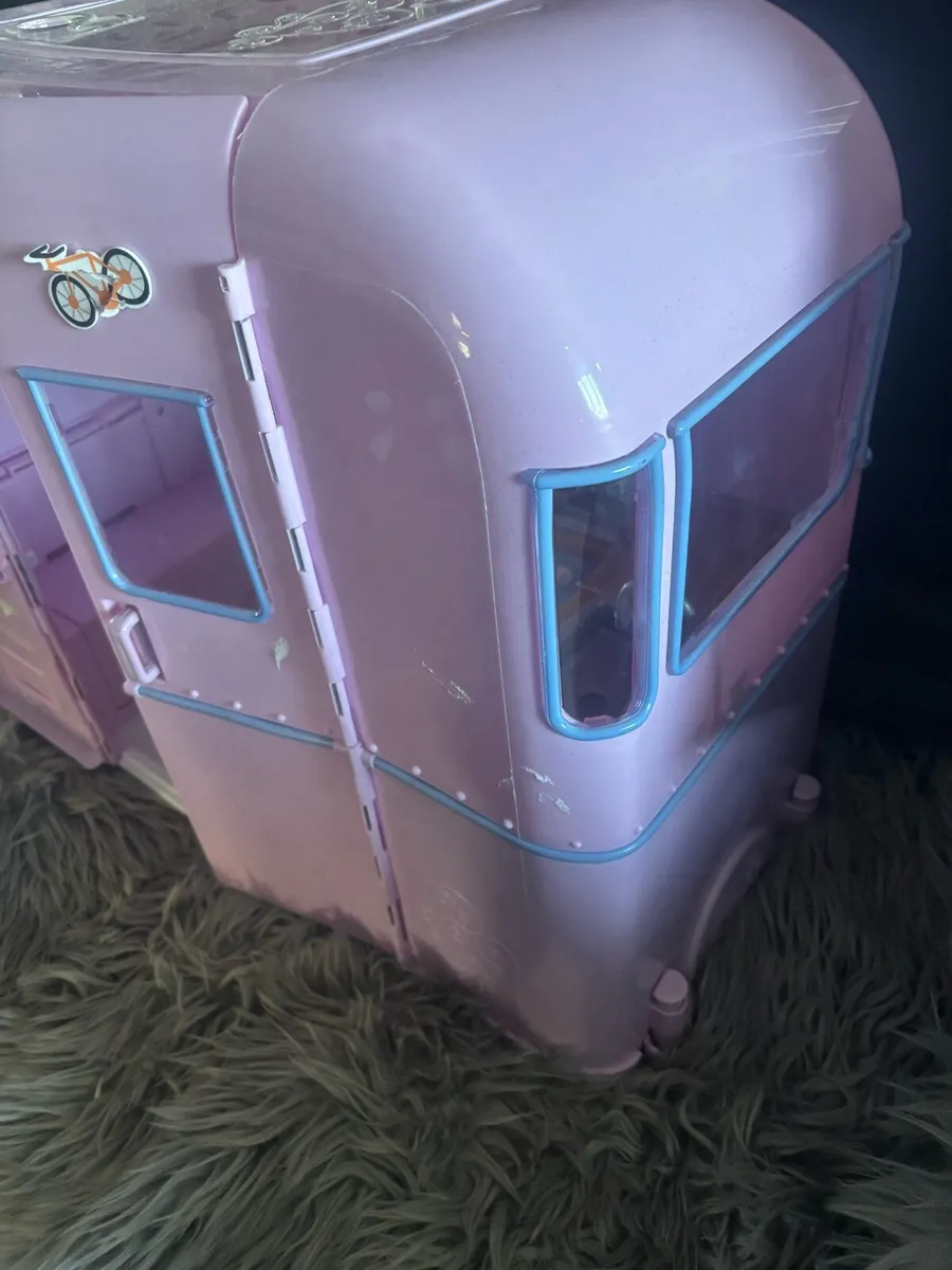 Our generation caravan - Image 4