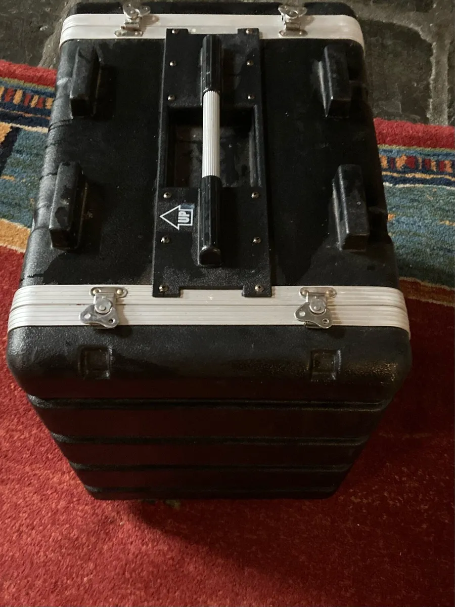 Abs Spider Flight Case - Image 1