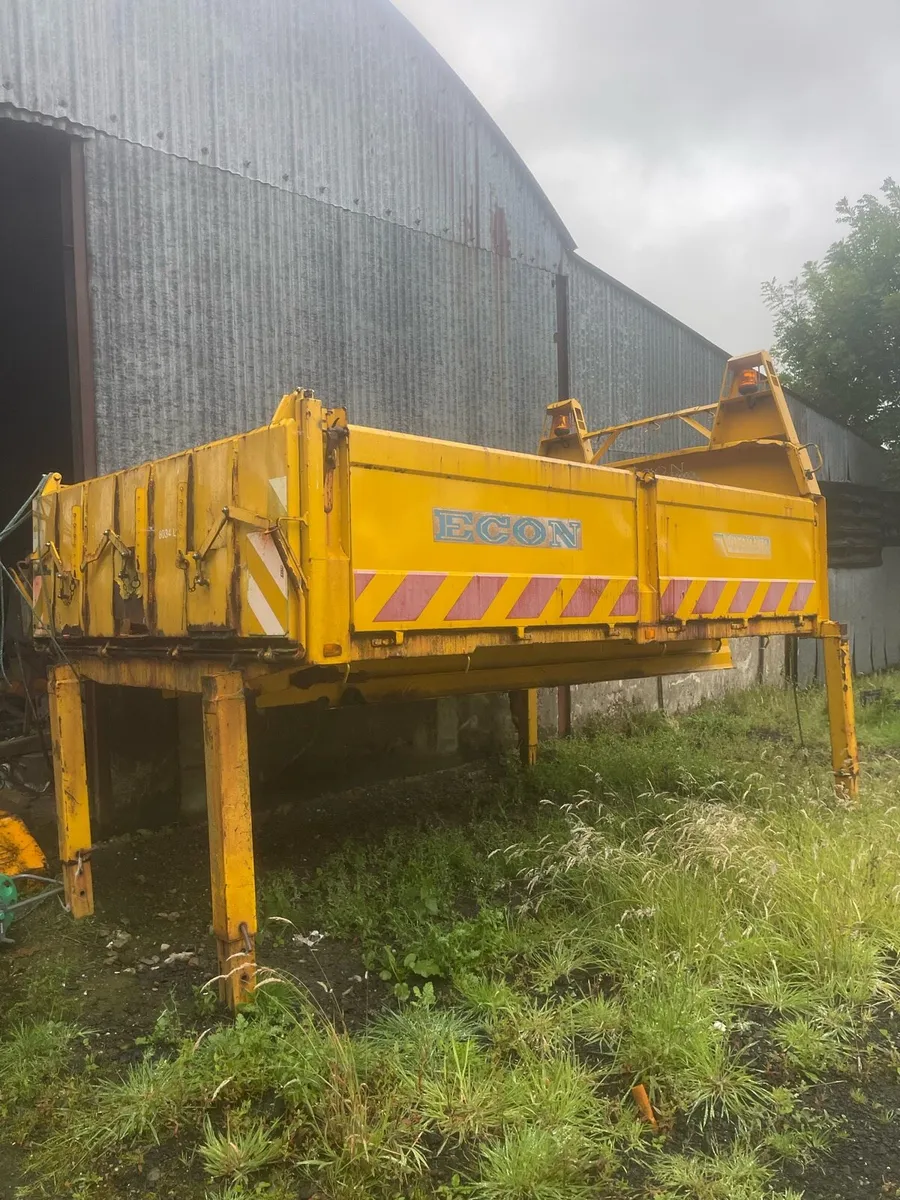 Tipper body Daf mani Iveco - Image 1