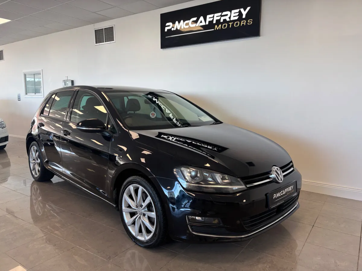 2017 VOLKSWAGEN GOLF 1.4 TSI HIGHLINE 150 AUTO DSG - Image 4