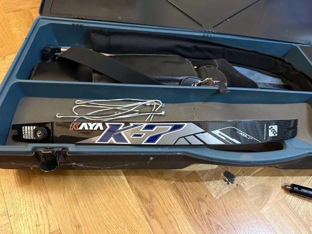 Full set of Archery equipment - Image 4