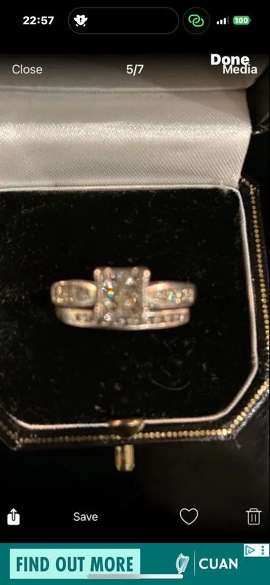Engagment ring and wedding band - Image 3