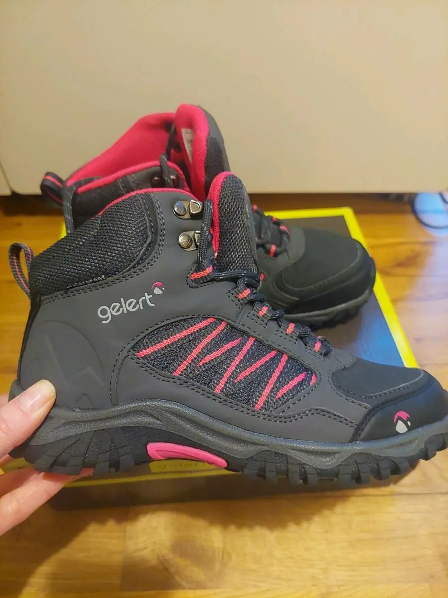 Girl's winter shoes - Image 2