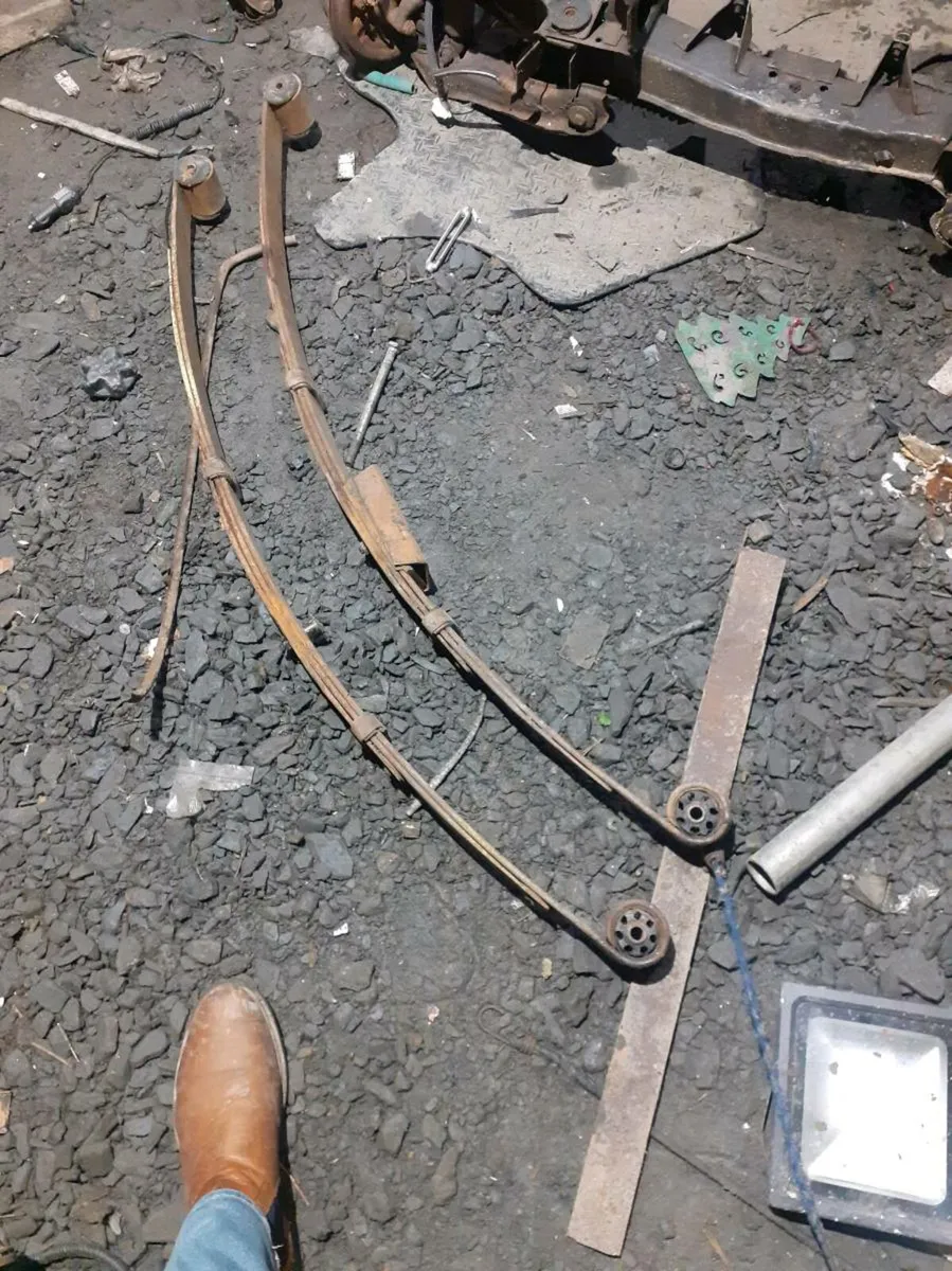 Ford escort parts - Image 3