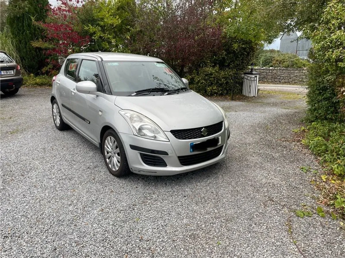 2011 Suzuki Swift - Image 2