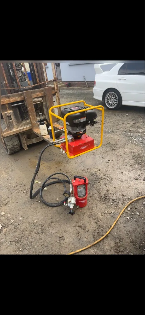 Salvi Petrol Hydraulic electrical cable crimping - Image 1