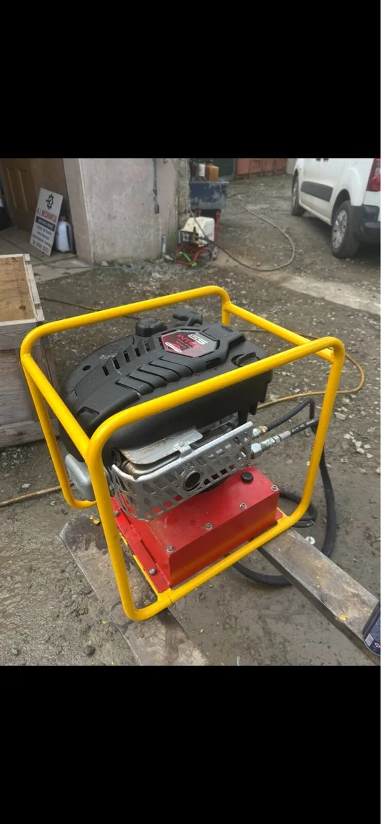 Salvi Petrol Hydraulic electrical cable crimping - Image 2