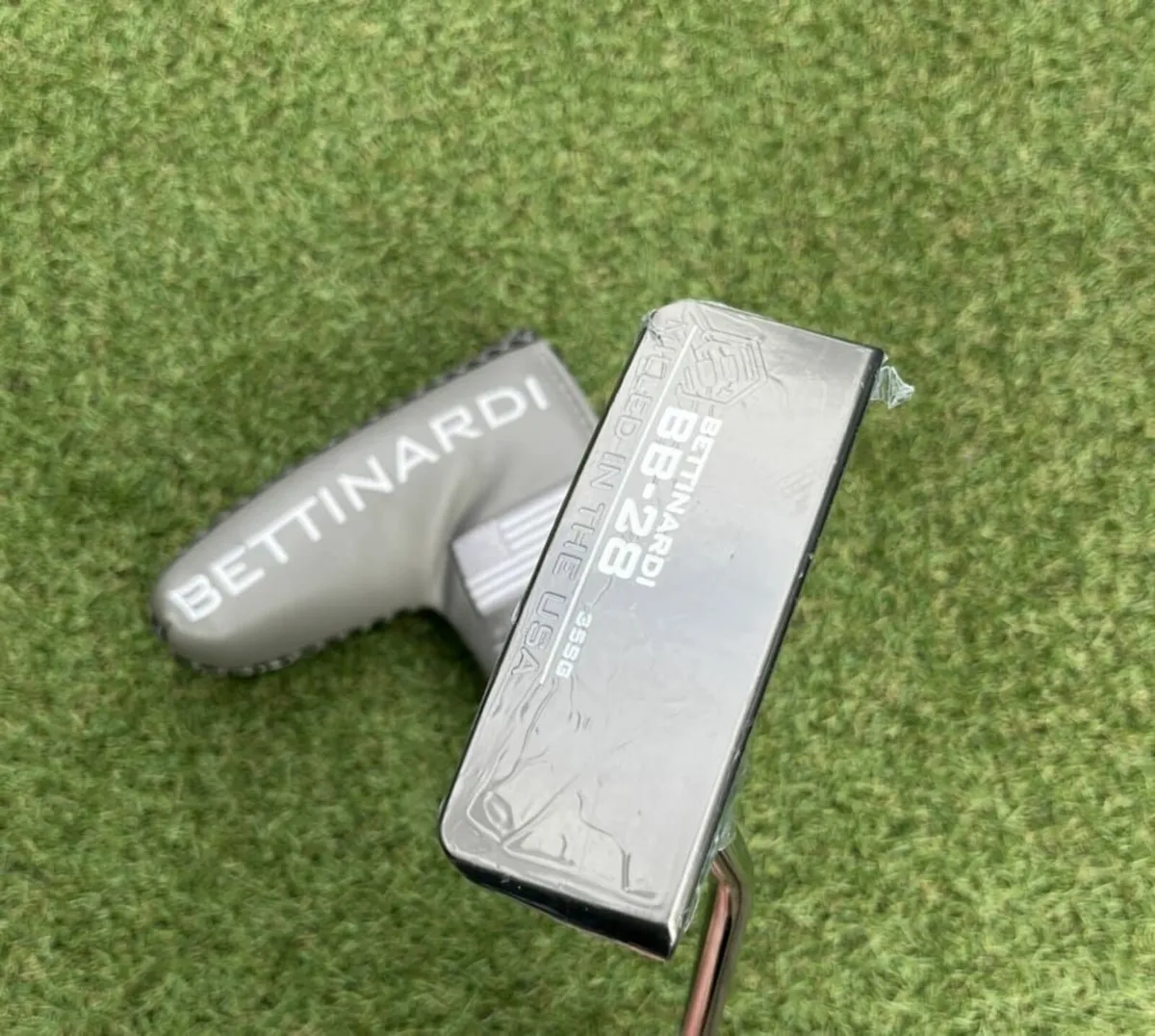 New Bettinardi 2022 Bb-28 Putter / 35″ - Image 2