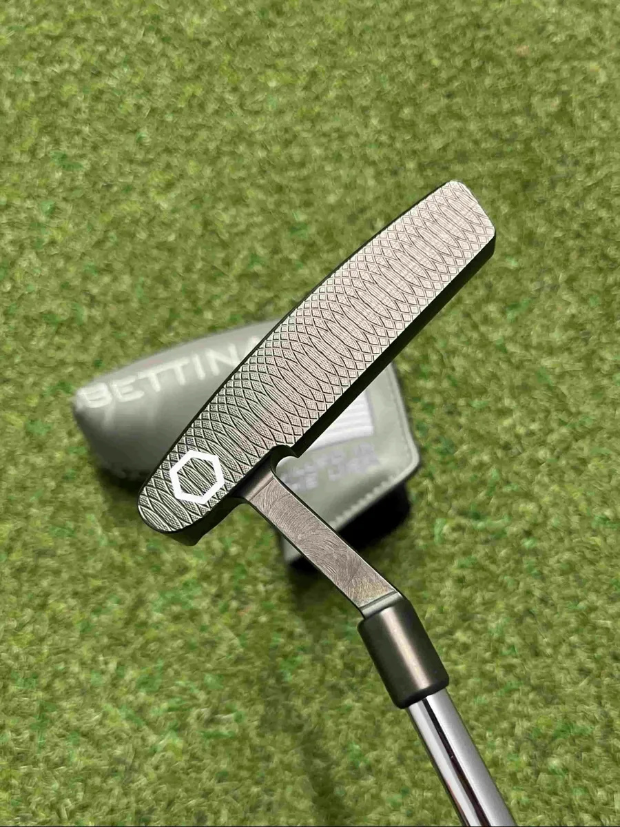 Bettinardi Bb-1 2022 Putter / 34″ - Image 3