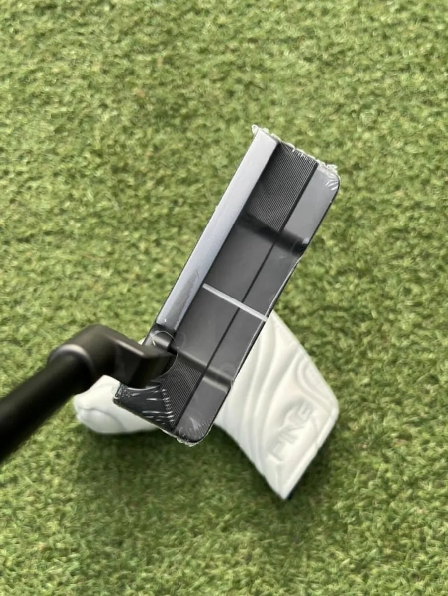 New Ping Pld Anser 2D 2024 Putter / 34″ - Image 4