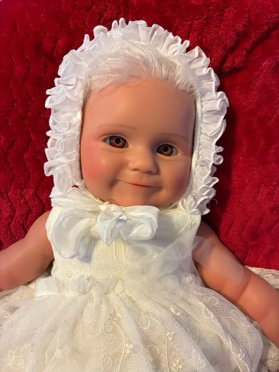 Full bodied silicone reborn doll - Image 2