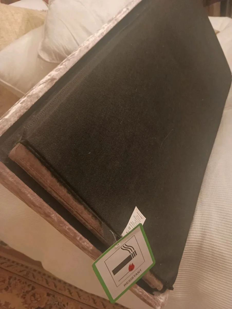 Beautiful pink crushed velvet storage box 20 - Image 4