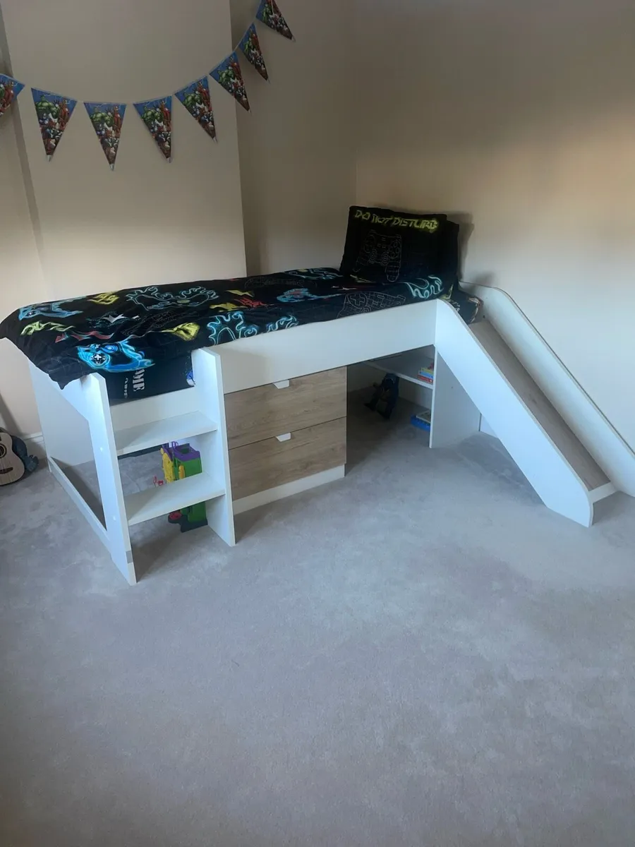 Kids Mid Sleeper with Slide RRP€780 - Image 3