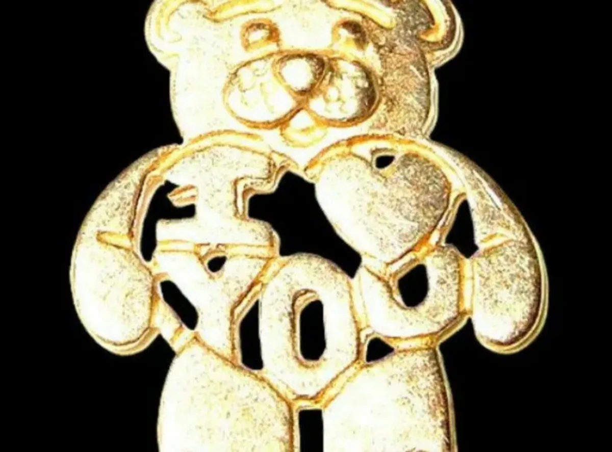Vintage 9ct 'Teddy' I Love You Pendant - Image 2