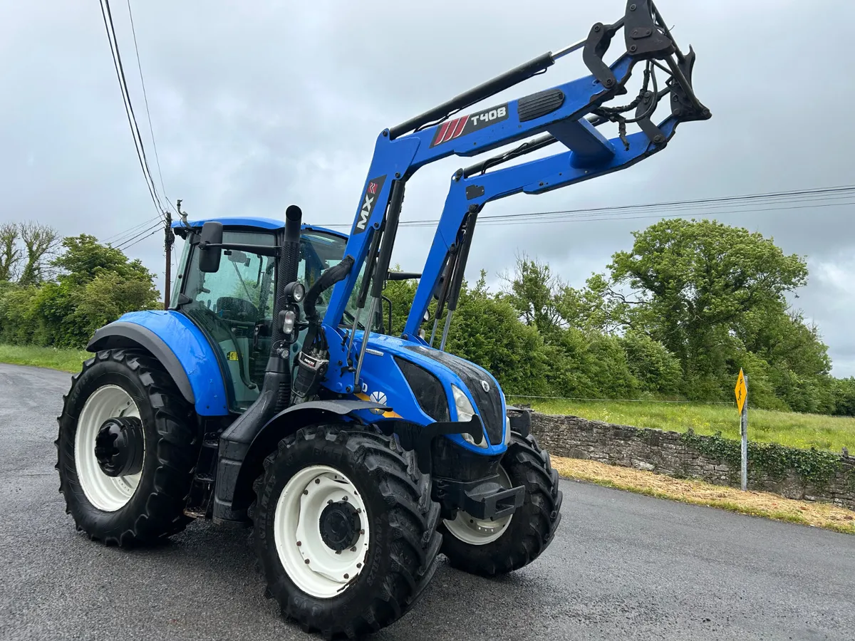 2020 New Holland T5-120 with MX Loader - Image 3