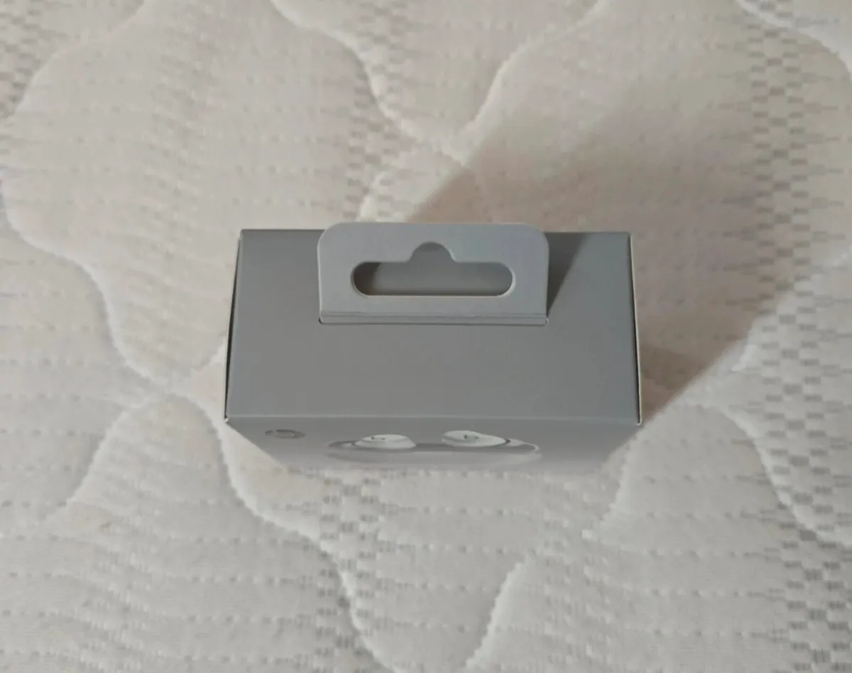 Beats Solo Buds - Image 3