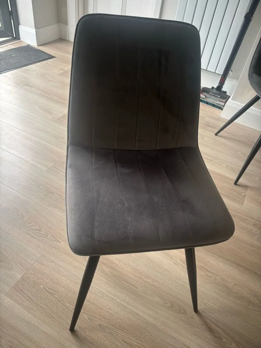 kitchen table chairs - Image 1