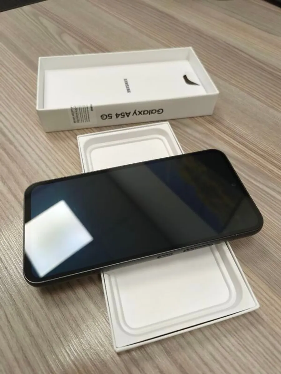 Samsung Galaxy A54 5G - Image 4