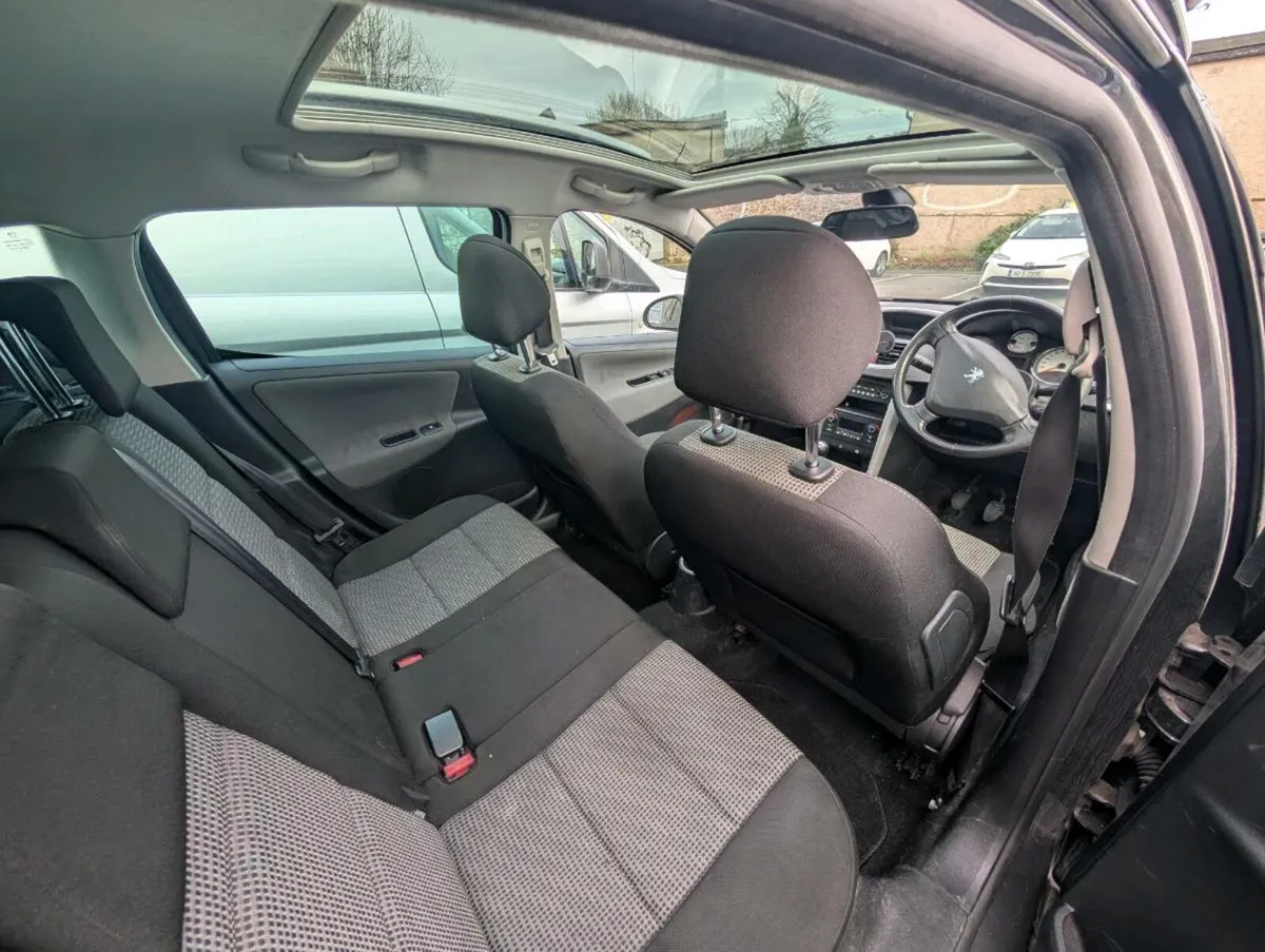 Peugeot 207 SW 2011 - Image 3