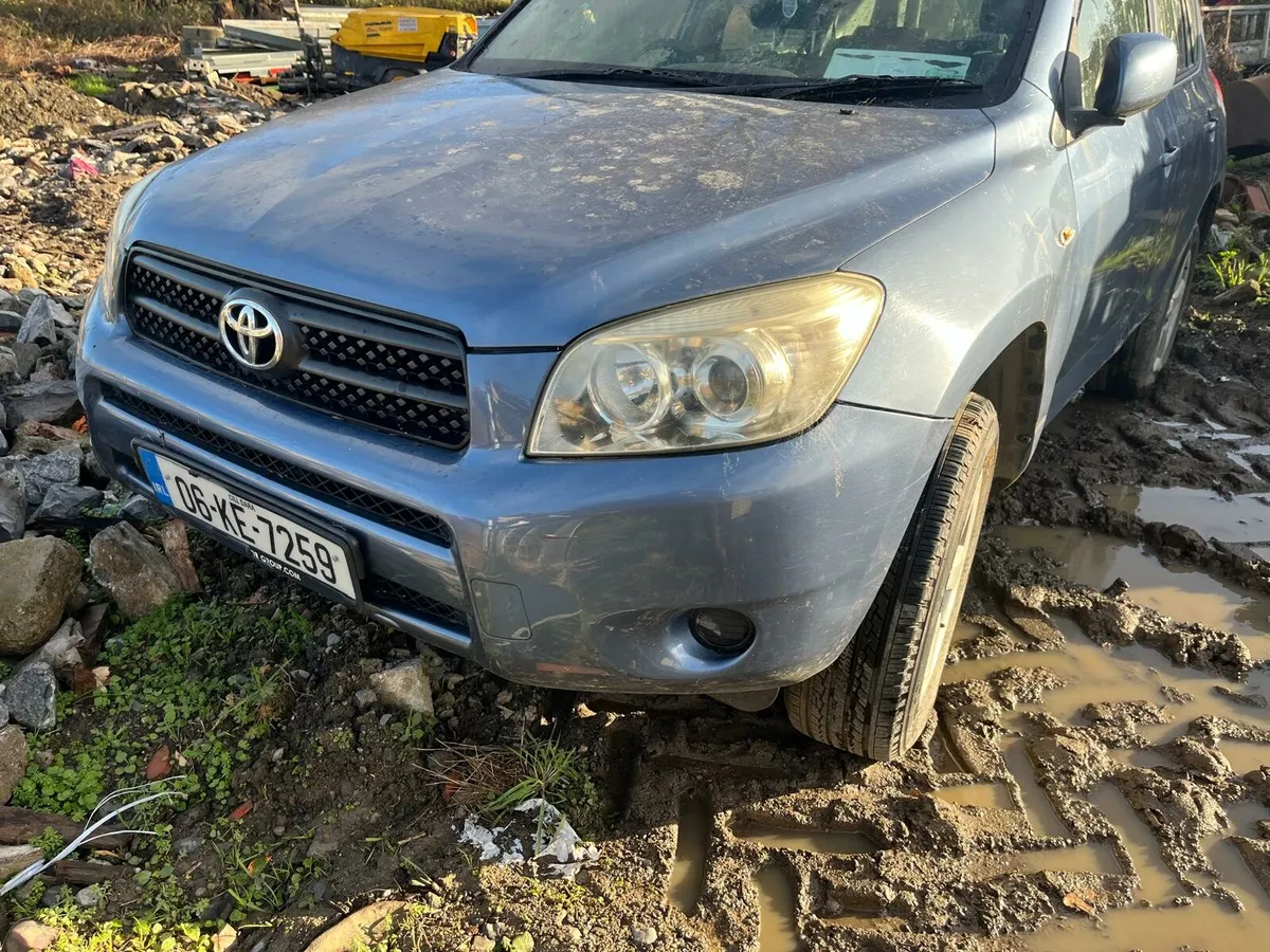 2006 toyota rav4 parts - Image 1