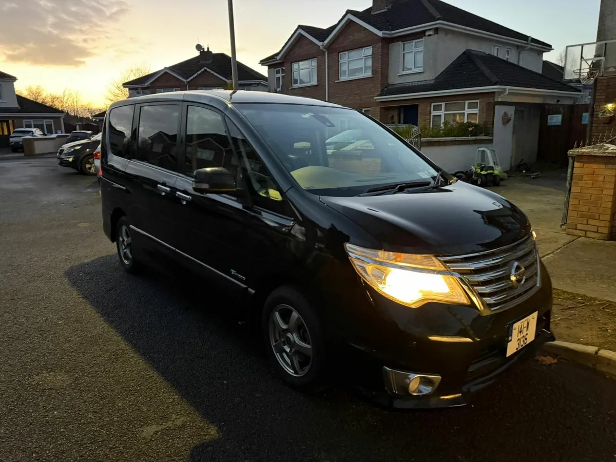 Nissan Serena 2014 - Image 1